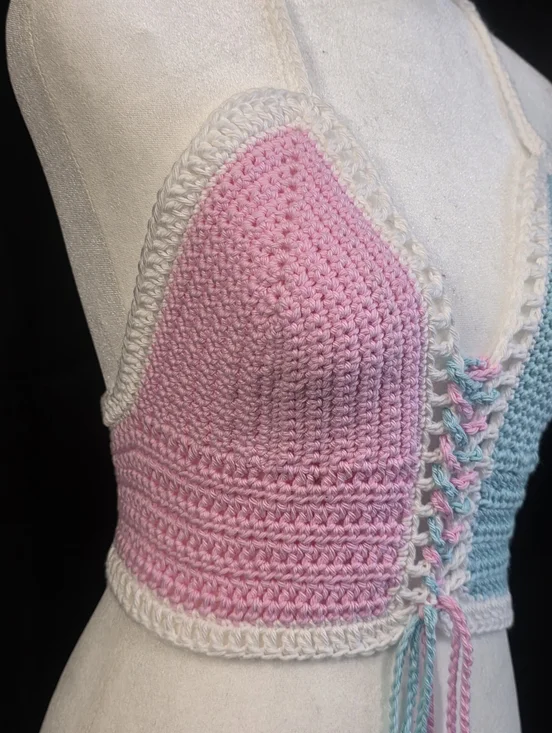Crocheted Dual-Color Corset Halter Top - Picture 3 of 9